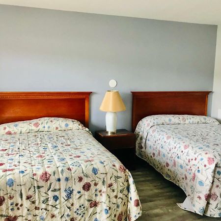 Legacy Inn & Suites Of レイク・ジョージ エクステリア 写真