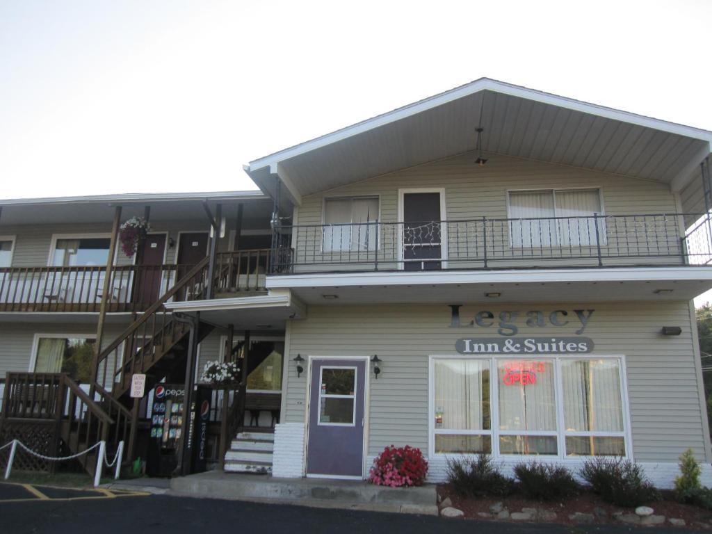 Legacy Inn & Suites Of レイク・ジョージ エクステリア 写真